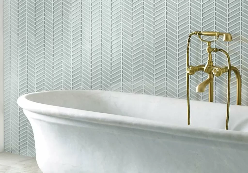 Bathtub | Country Manor Decorating